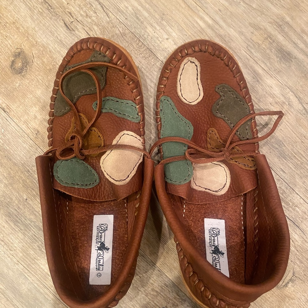 Broncy Donkey Leather Moccasin Loafers with Multicolor Patch Accents